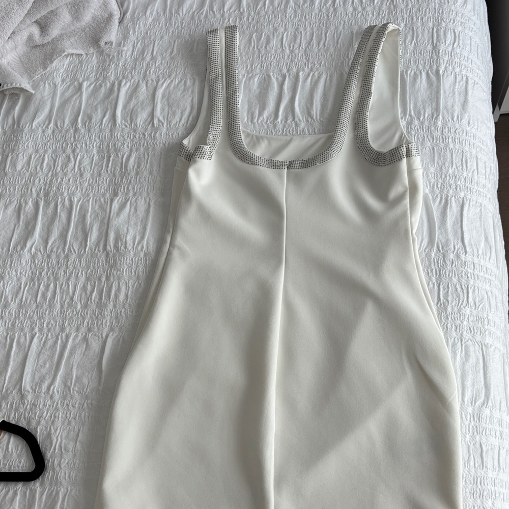 Zara white mini dress - Picture 2 of 3